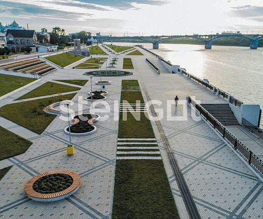 Нижне-Волжская набережная